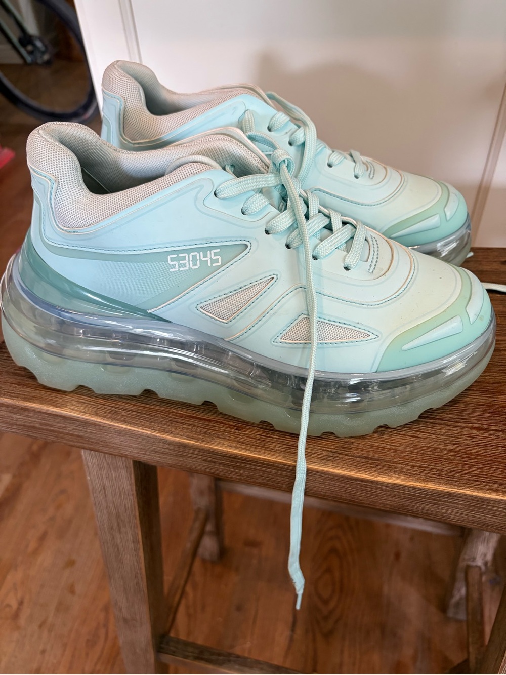SHOES 53045 Bump'air 3d Sneaker SZ 39 balenciaga designed
